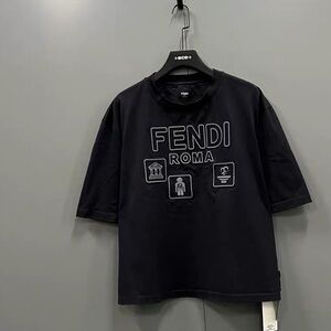 🚩steal authentic Fendi Gray Graphic Tee